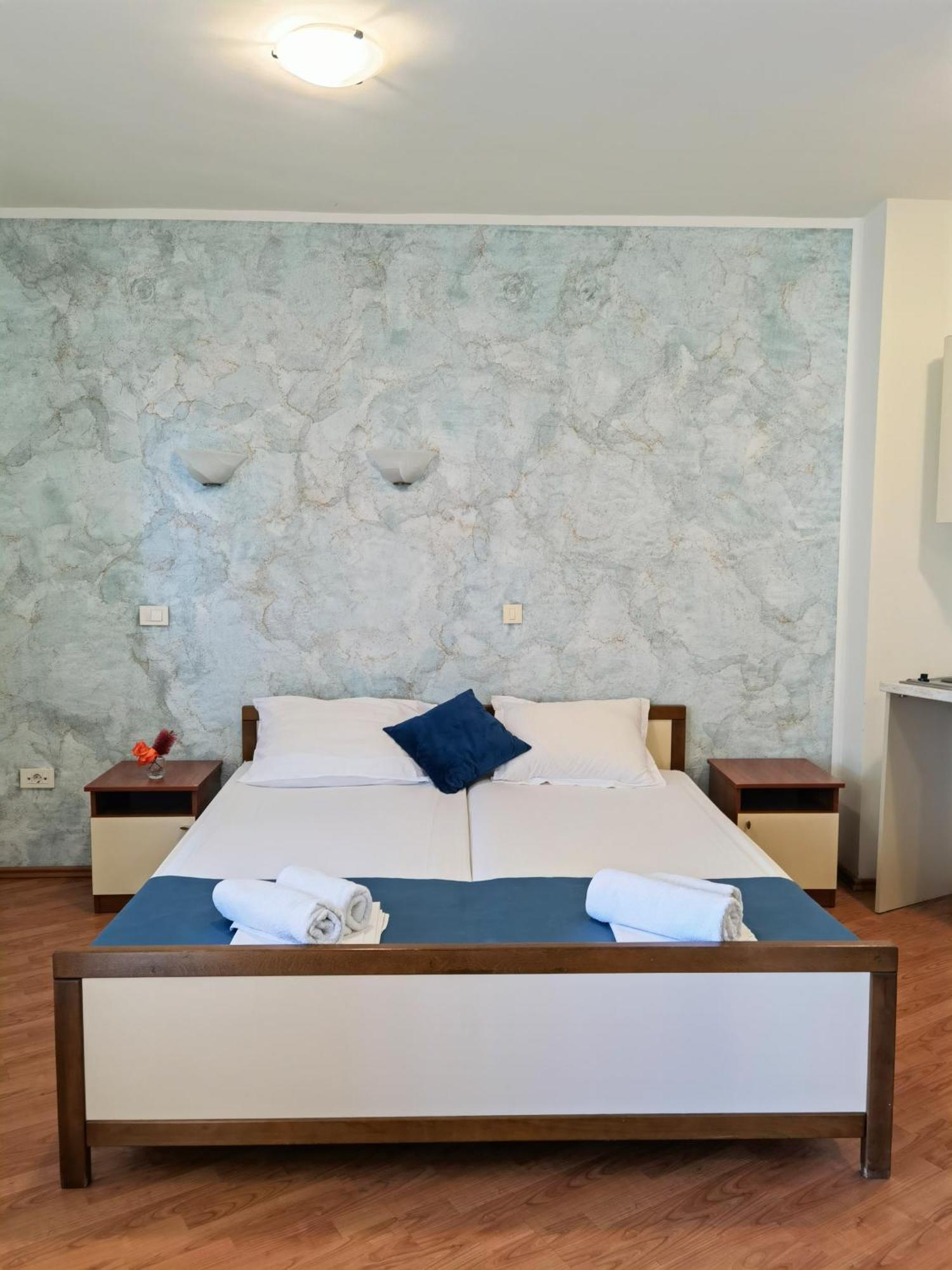 Residence Bella Budva Pokoj fotografie